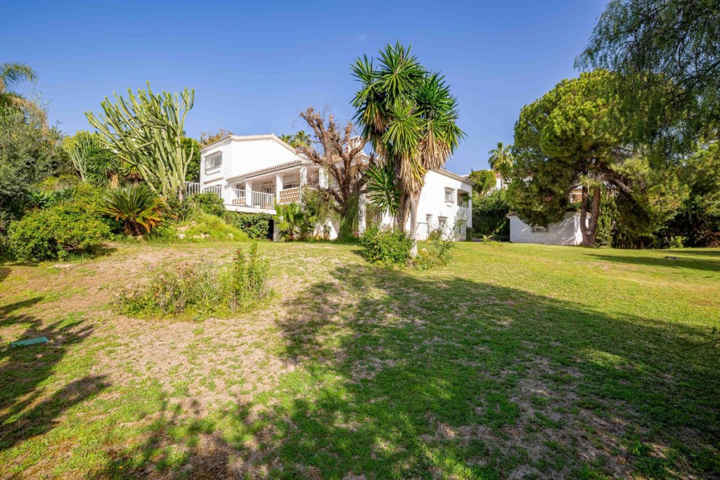 5 Bed, 6 Bath, HouseFor Sale, Benahavis, Malaga