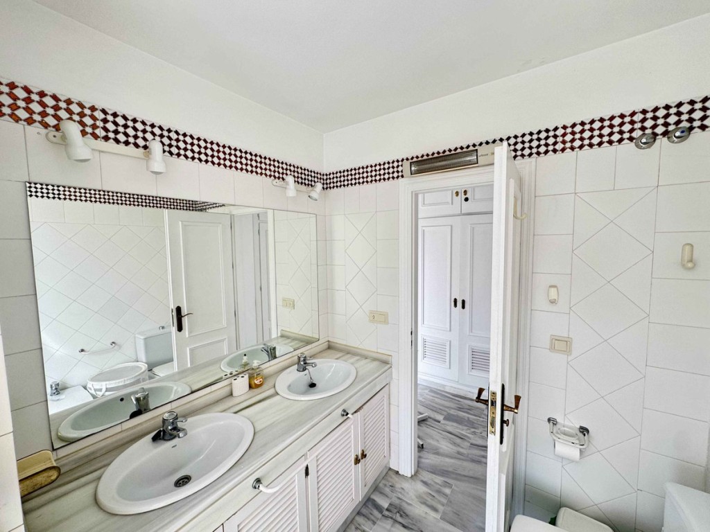 2 Bed, 2 Bath, HouseFor Sale, Mijas Costa, Malaga