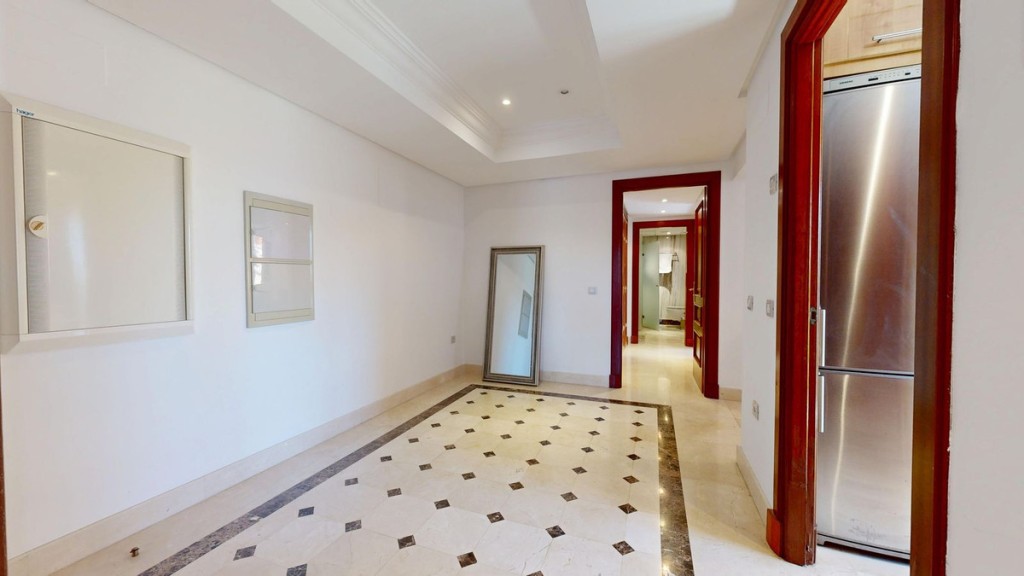 2 Bed, 2 Bath, ApartmentFor Sale, Estepona, Malaga