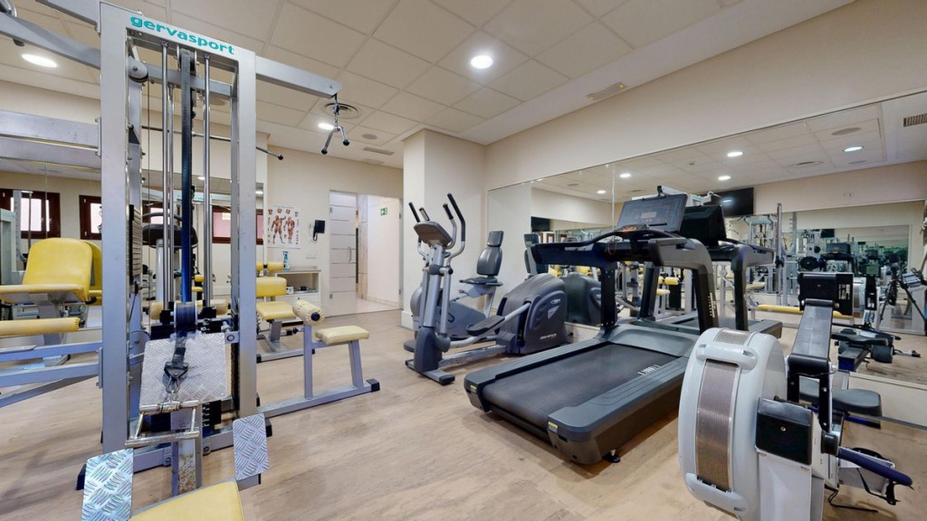 2 Bed, 2 Bath, ApartmentFor Sale, Estepona, Malaga