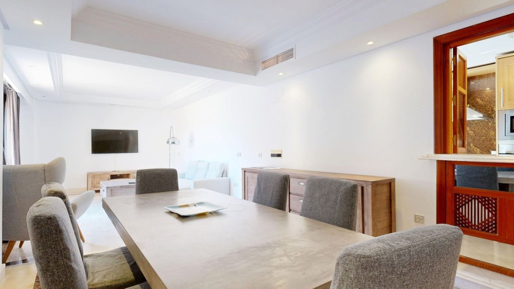 2 Bed, 2 Bath, ApartmentFor Sale, Estepona, Malaga