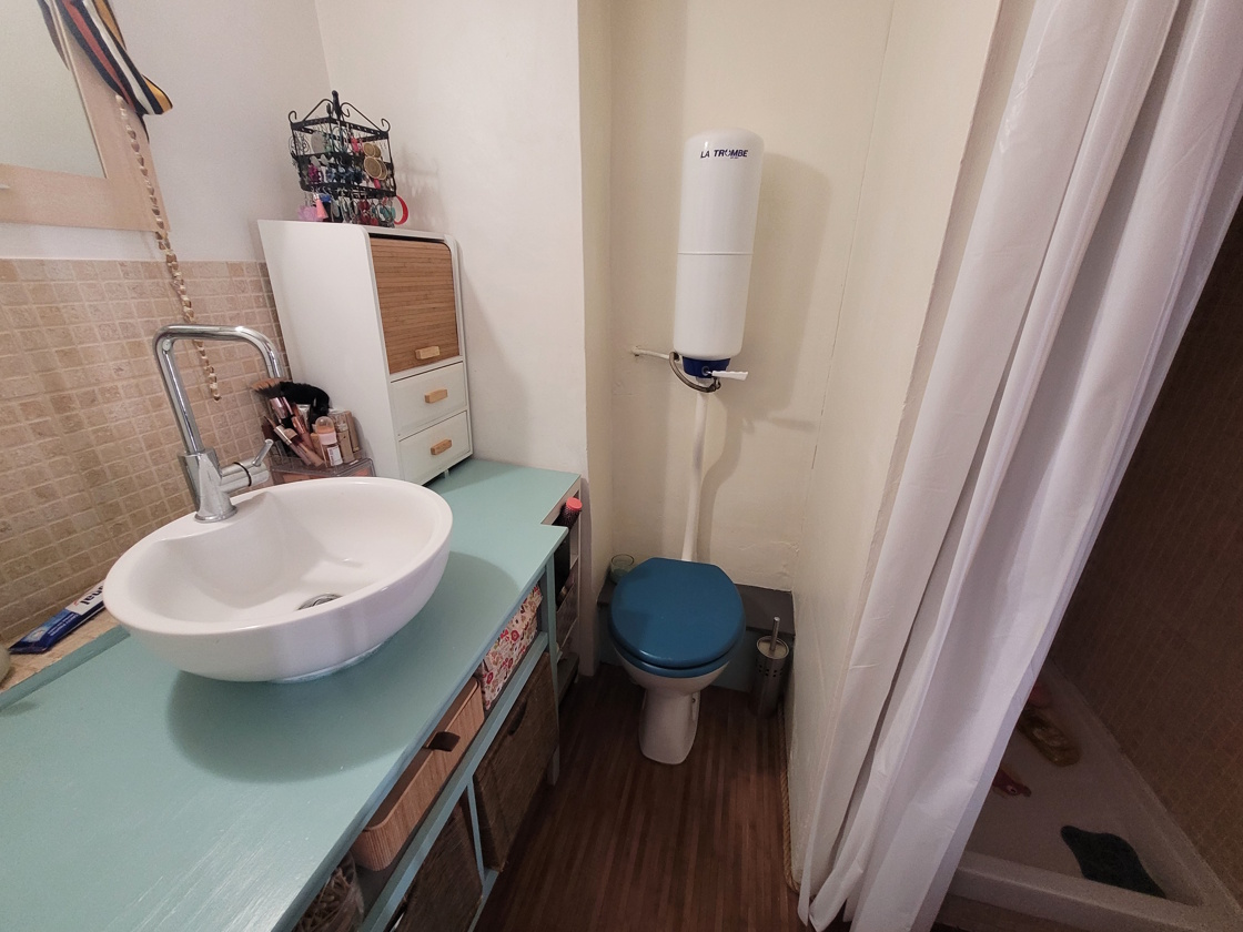 2 Bed, 1 Bath, ApartmentFor Sale, Saint Genies De Fontedit, Herault, Languedoc-Roussillon, 34480