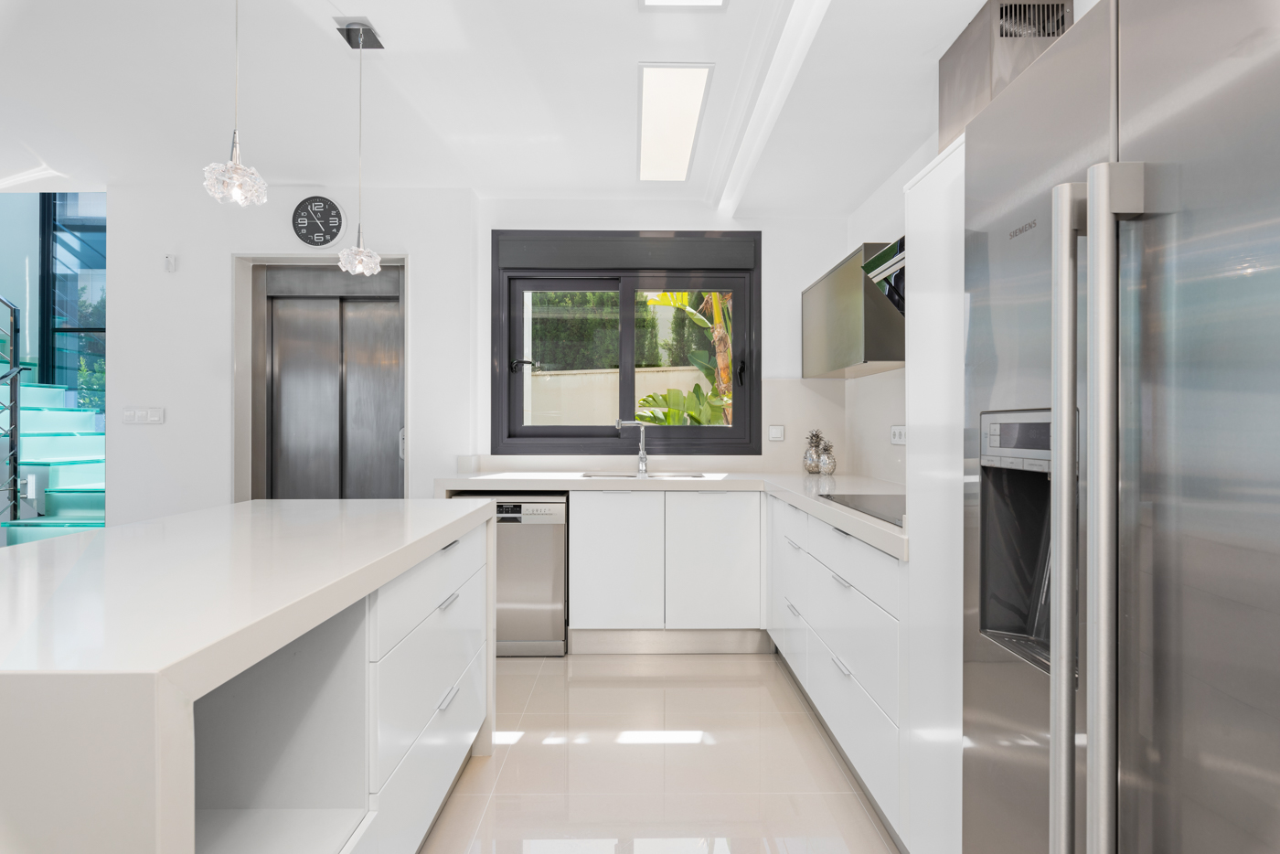 5 Bed, 4 Bath, HouseFor Sale, San Miguel de Salinas, Alicante