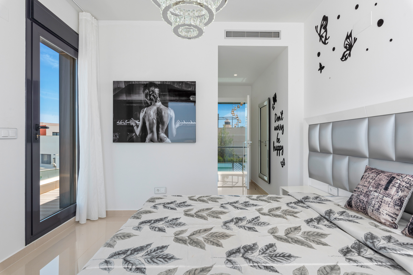 5 Bed, 4 Bath, HouseFor Sale, San Miguel de Salinas, Alicante