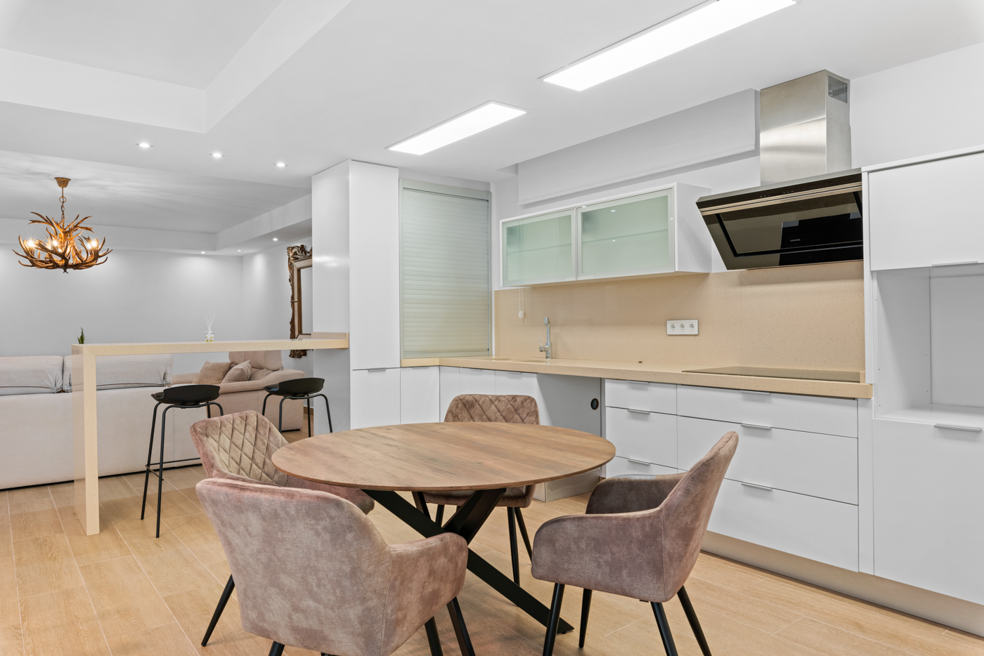 5 Bed, 4 Bath, HouseFor Sale, San Miguel de Salinas, Alicante