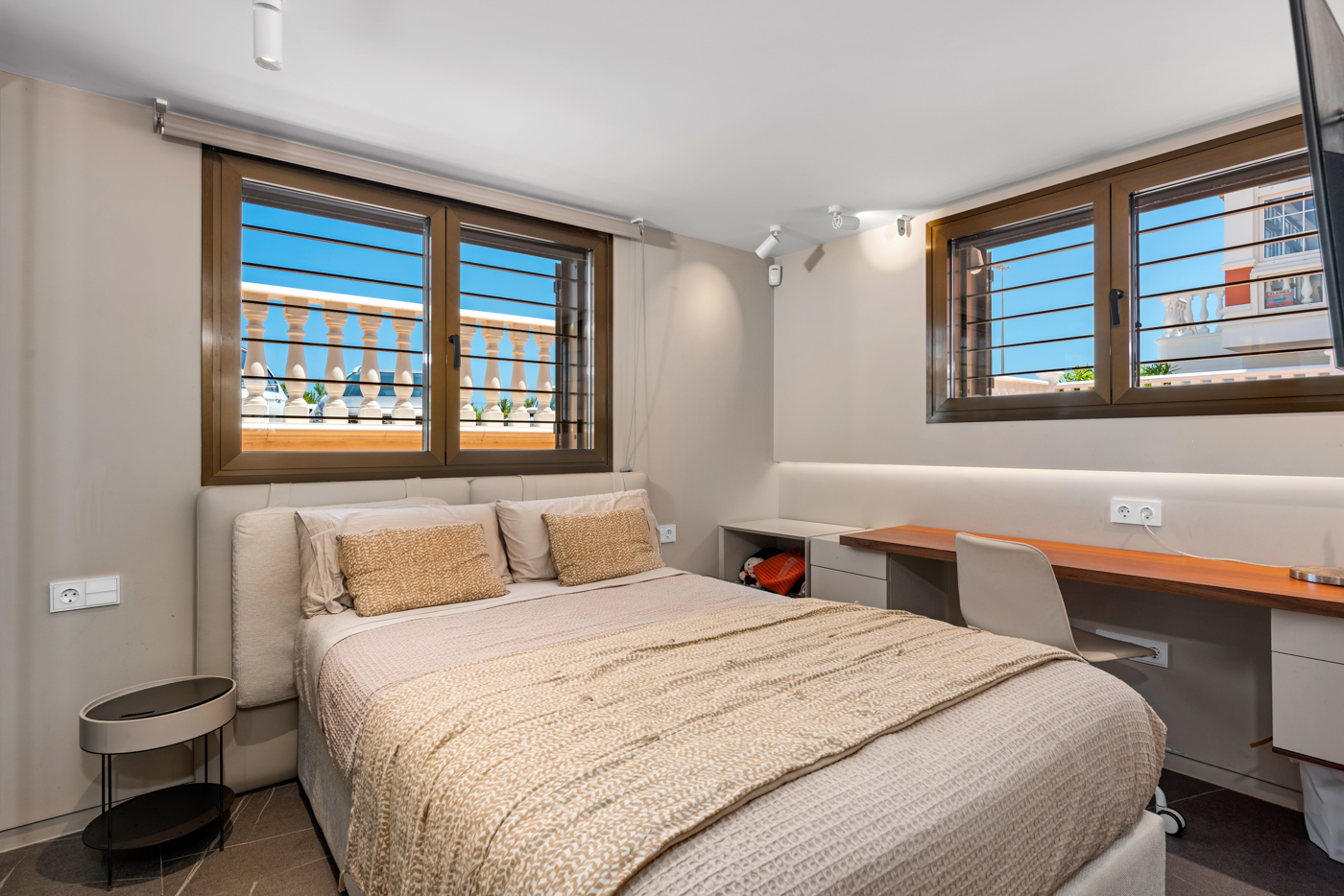 6 Bed, 5 Bath, HouseFor Sale, Guardamar Del Segura, Alicante 6 Bed, 5 Bath, HouseFor Sale, Guardamar Del Segura, Alicante
