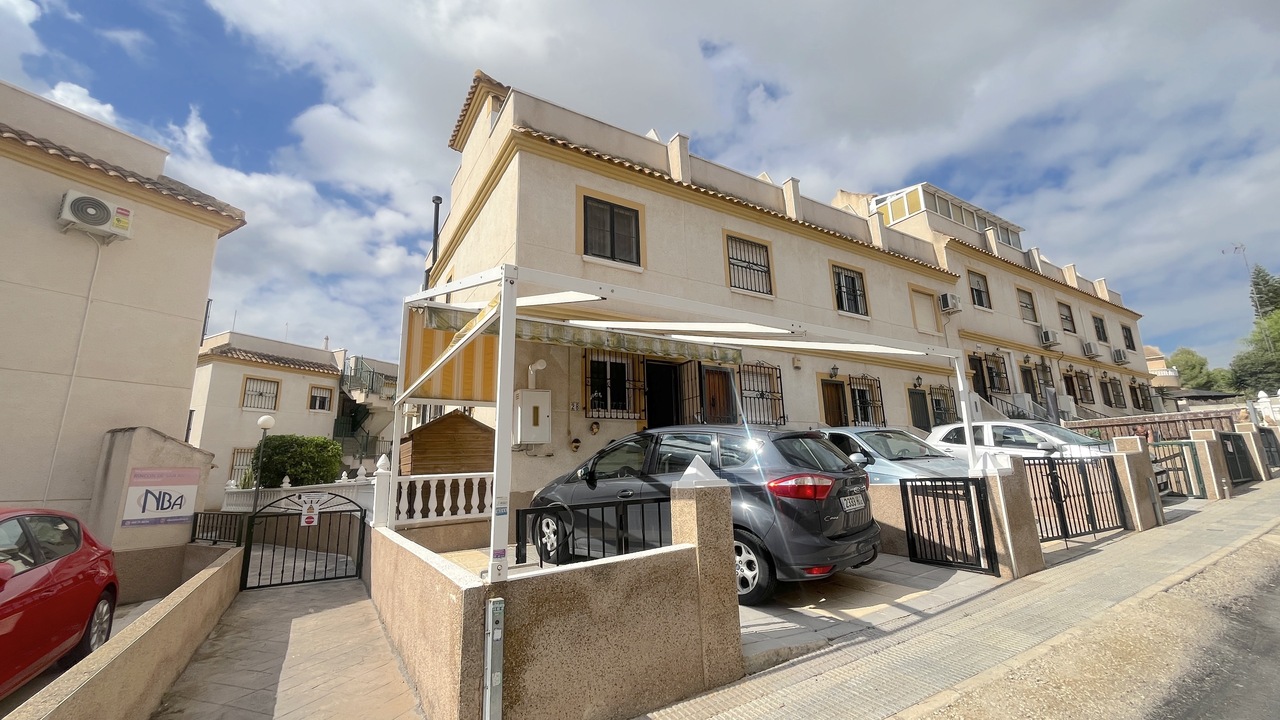2 Bed, 2 Bath, HouseFor Sale, Algorfa, Alicante 2 Bed, 2 Bath, HouseFor Sale, Algorfa, Alicante