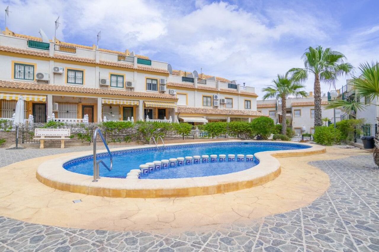 2 Bed, 2 Bath, HouseFor Sale, Algorfa, Alicante 2 Bed, 2 Bath, HouseFor Sale, Algorfa, Alicante