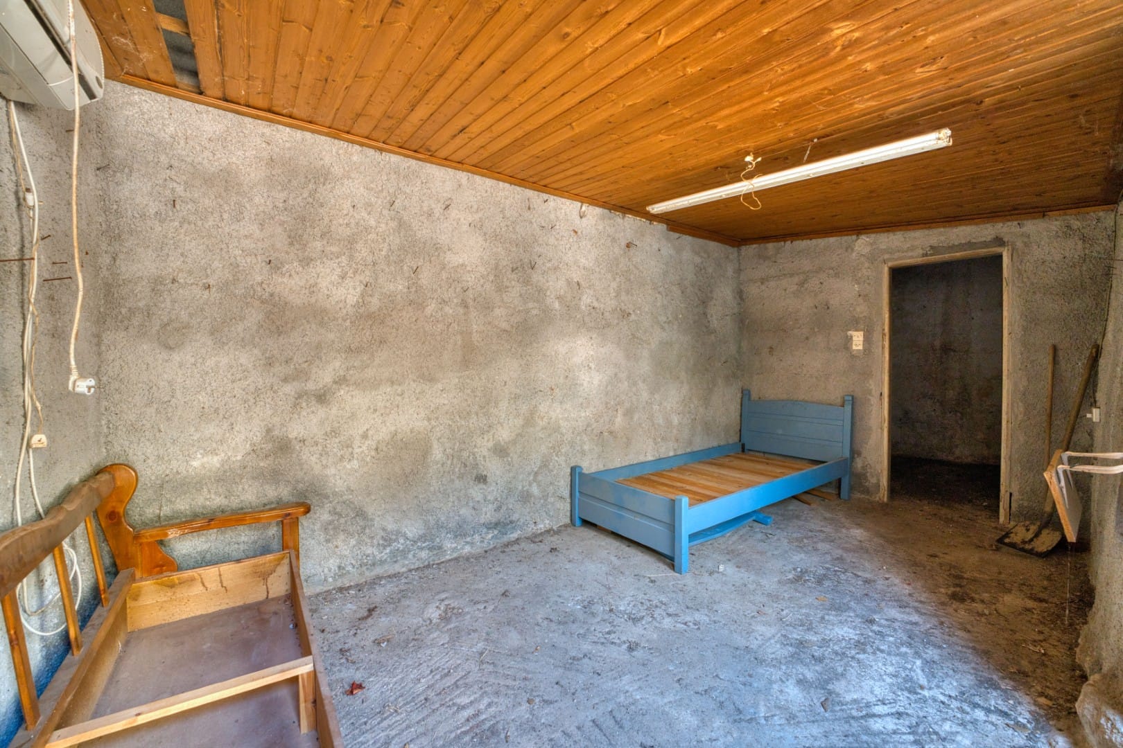 Commercial Property, For Sale