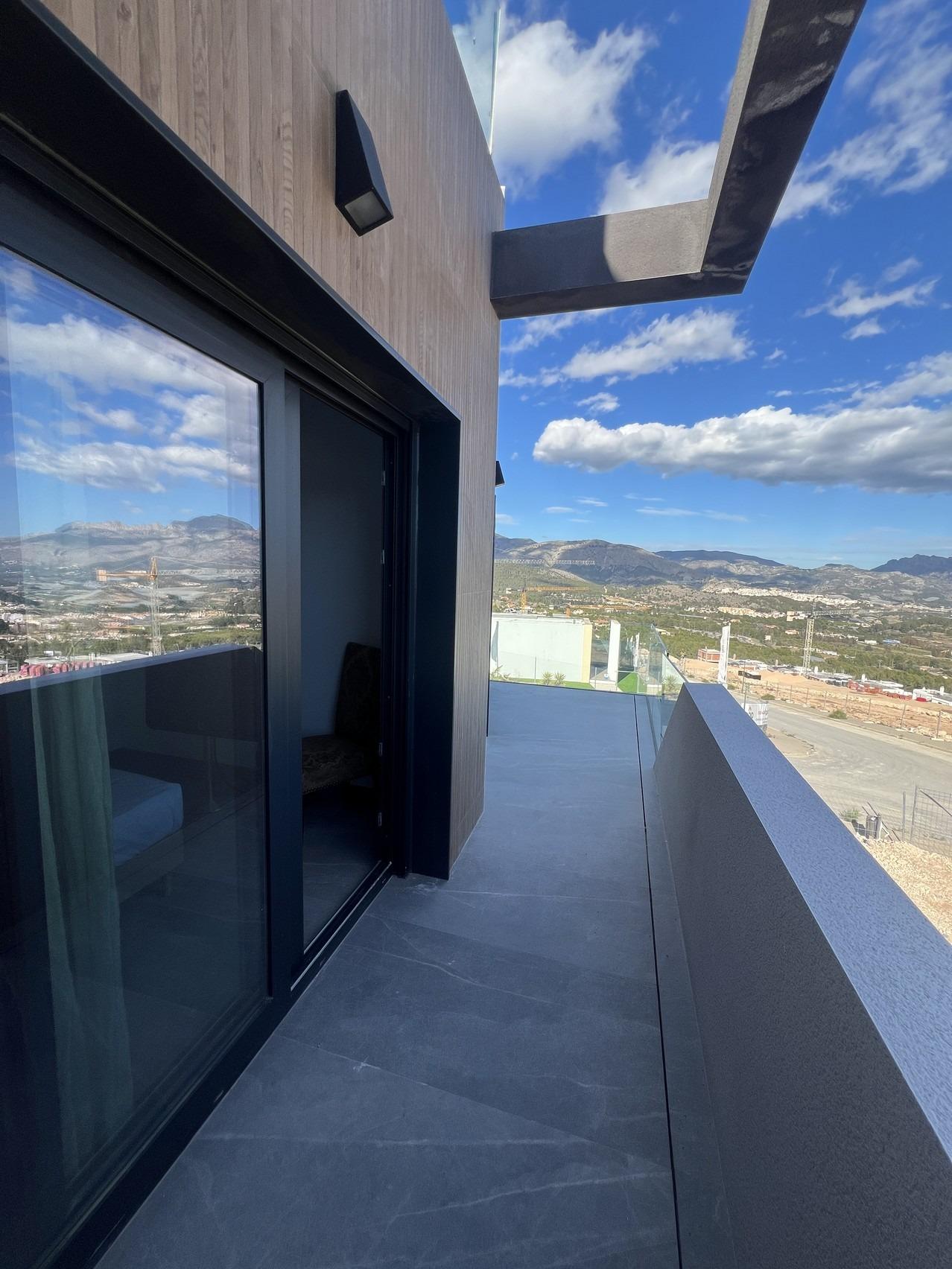 3 Bed, 2 Bath, HouseFor Sale, Polop, Alicante