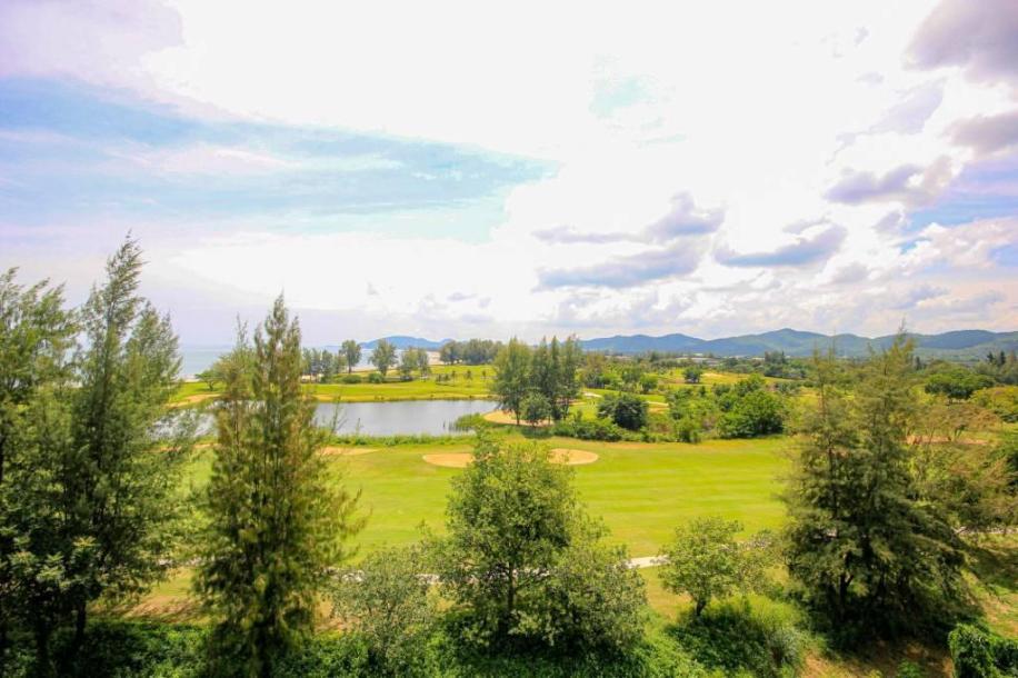 2 Bath, ApartmentFor Sale, North - Hua Hin, Prachuap Khiri Khan