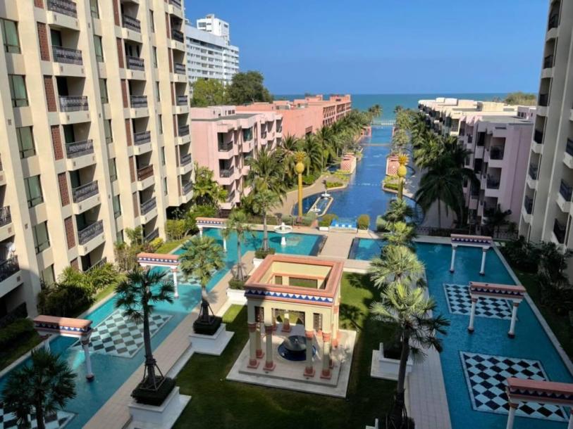 3 Bath, ApartmentFor Sale, North - Hua Hin, Prachuap Khiri Khan