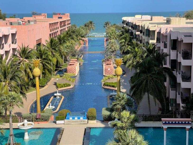 3 Bath, ApartmentFor Sale, North - Hua Hin, Prachuap Khiri Khan