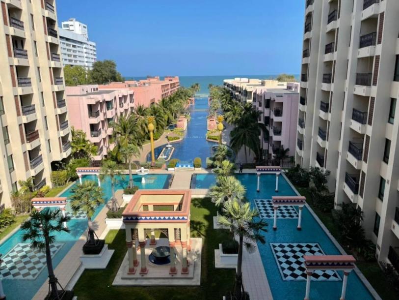 3 Bath, ApartmentFor Sale, North - Hua Hin, Prachuap Khiri Khan