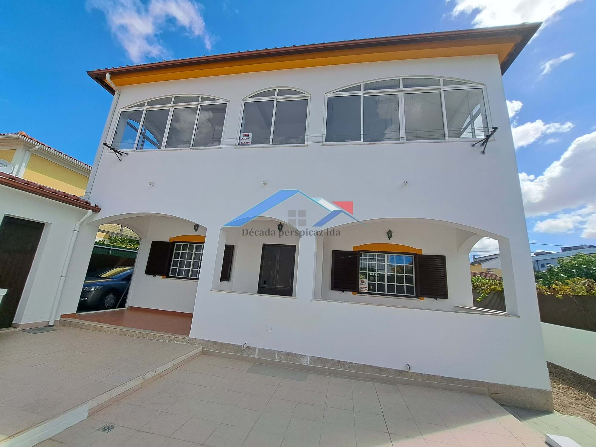 4 Bed, 4 Bath, HouseFor Sale, Seixal, Setubal, 2865-537 4 Bed, 4 Bath, HouseFor Sale, Seixal, Setubal, 2865-537