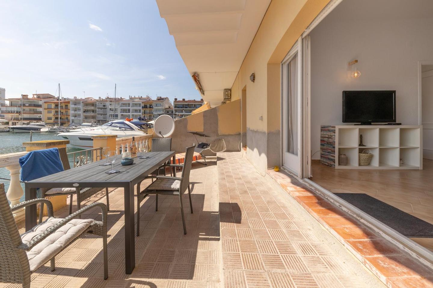1 Bed, 1 Bath, ApartmentFor Sale, Empuriabrava, Girona, 17487