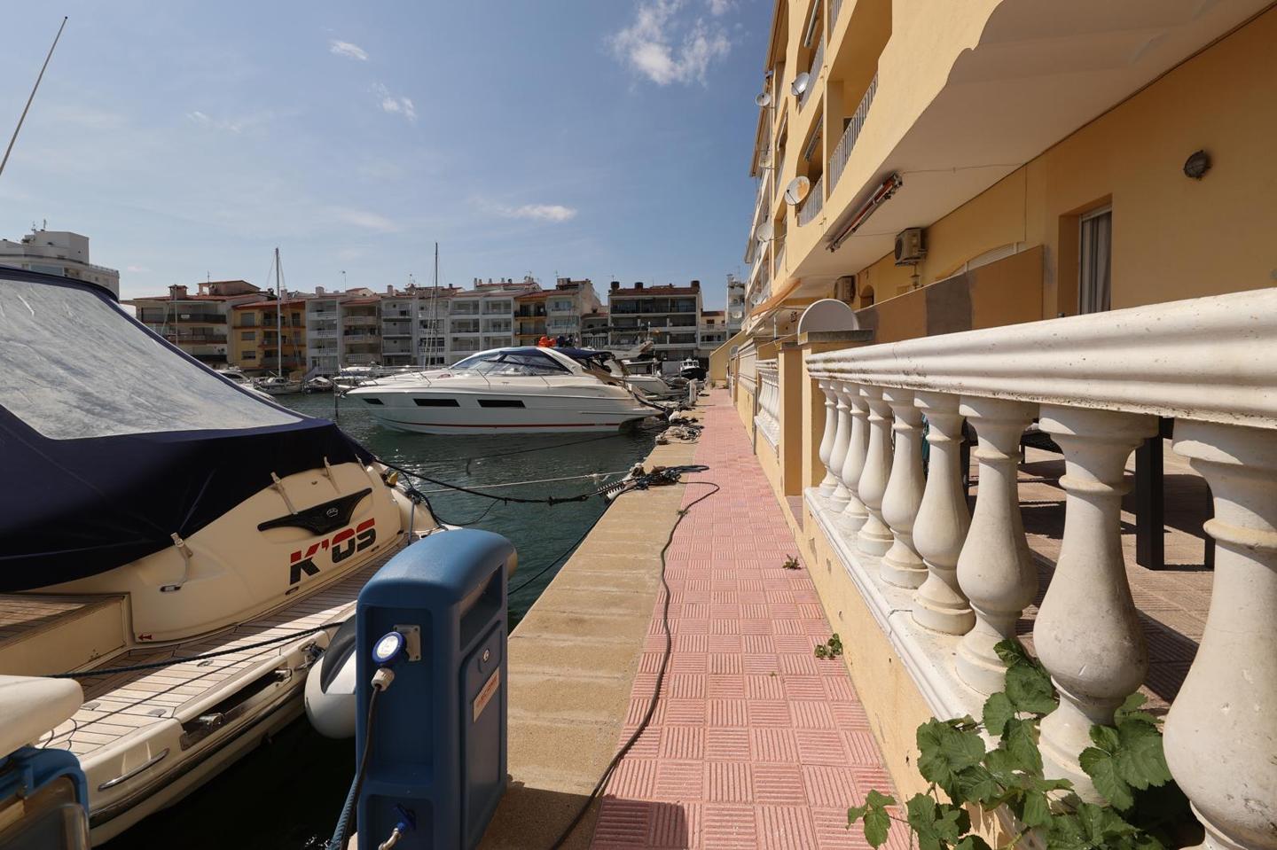 1 Bed, 1 Bath, ApartmentFor Sale, Empuriabrava, Girona, 17487