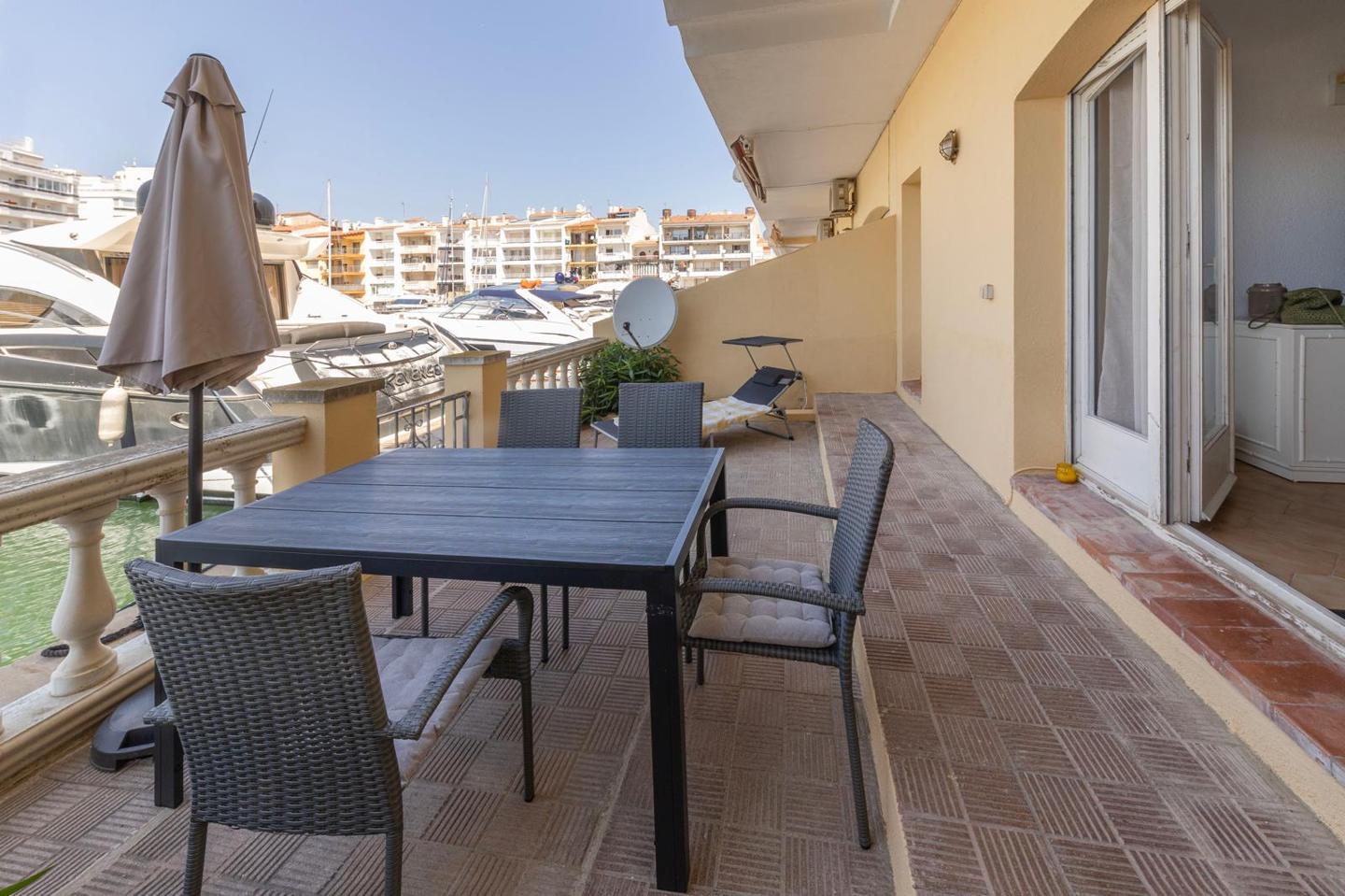 1 Bed, 1 Bath, ApartmentFor Sale, Empuriabrava, Girona, 17487