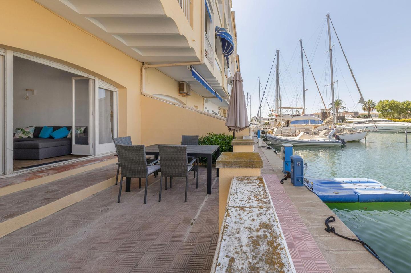 1 Bed, 1 Bath, ApartmentFor Sale, Empuriabrava, Girona, 17487