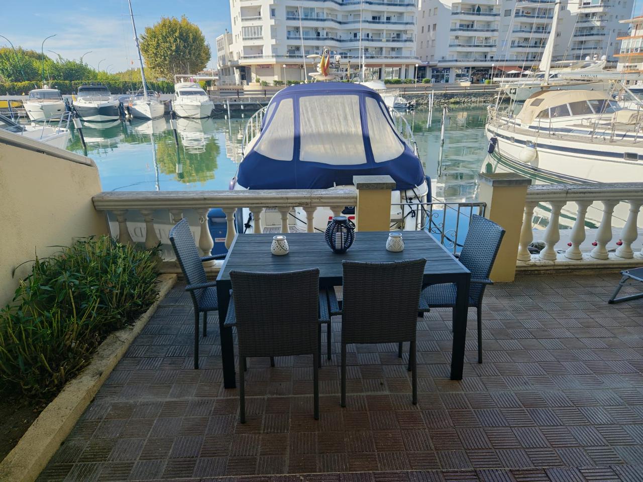 1 Bed, 1 Bath, ApartmentFor Sale, Empuriabrava, Girona, 17487