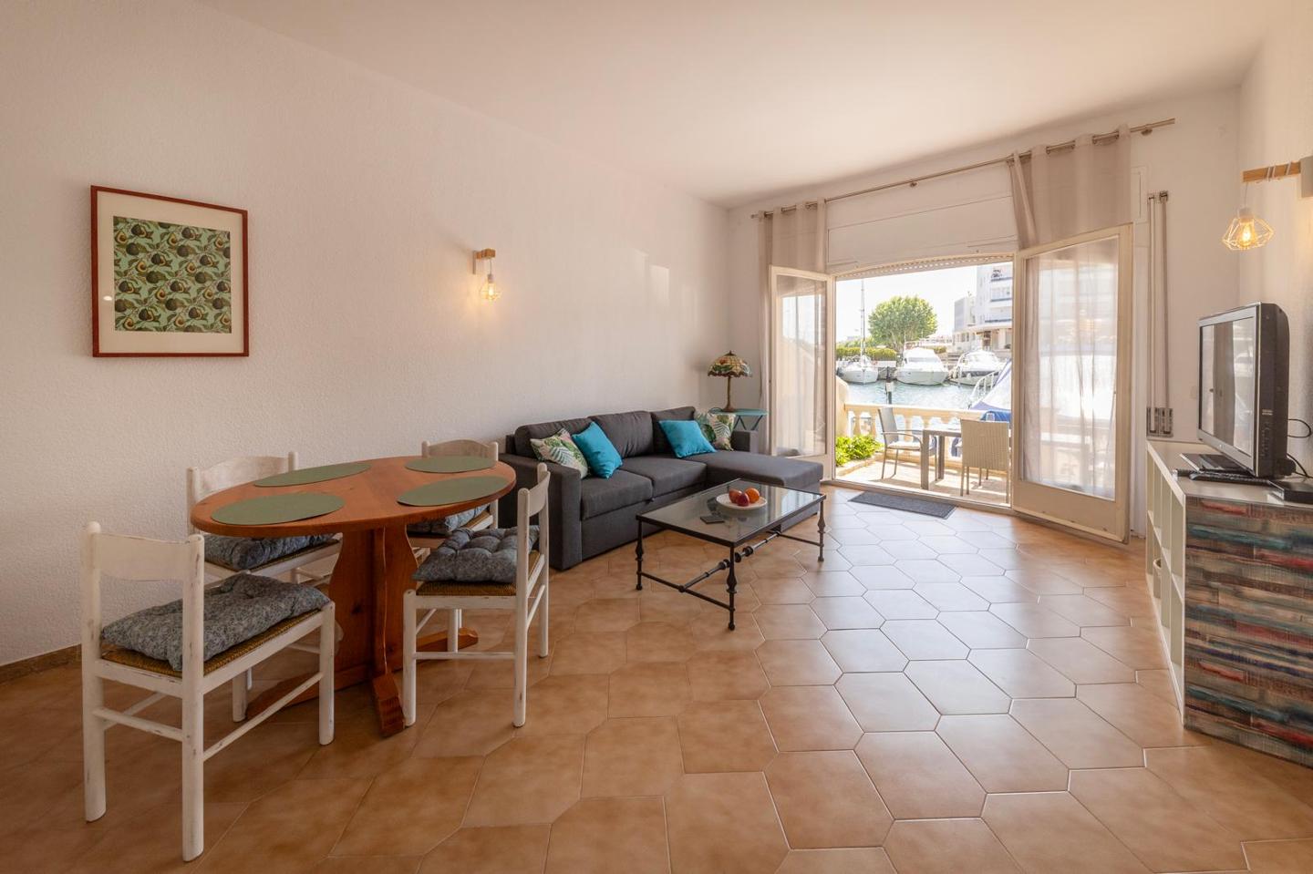 1 Bed, 1 Bath, ApartmentFor Sale, Empuriabrava, Girona, 17487
