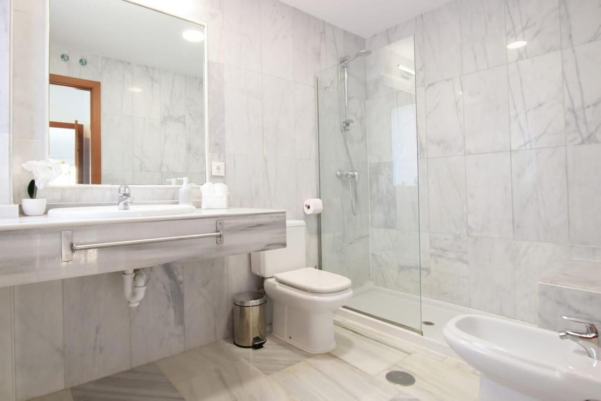 4 Bed, 4 Bath, HouseFor Sale, Benahavis, Malaga