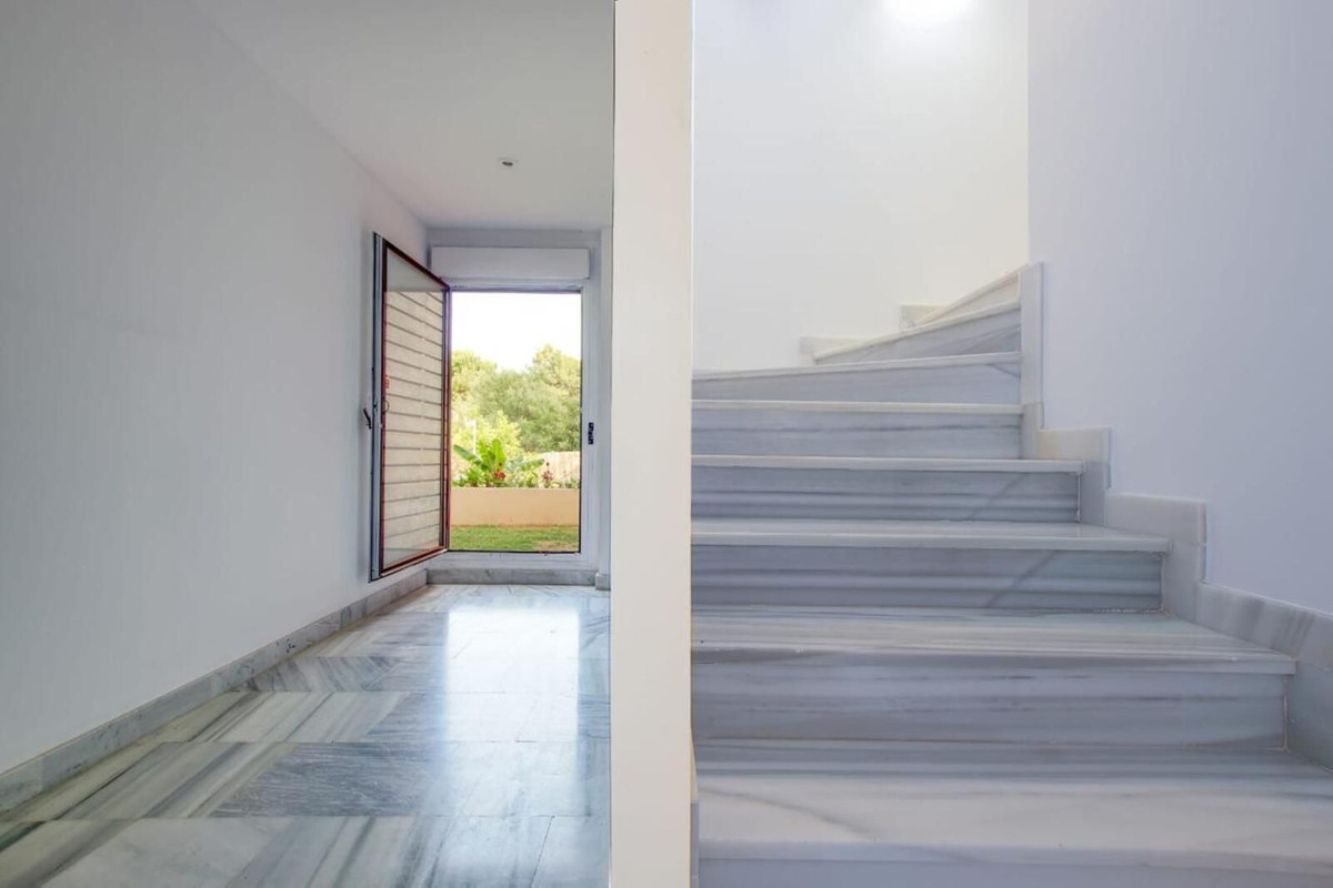 4 Bed, 4 Bath, HouseFor Sale, Benahavis, Malaga