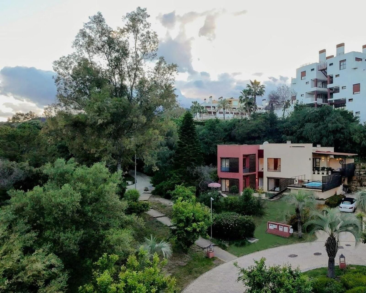 4 Bed, 4 Bath, HouseFor Sale, Benahavis, Malaga