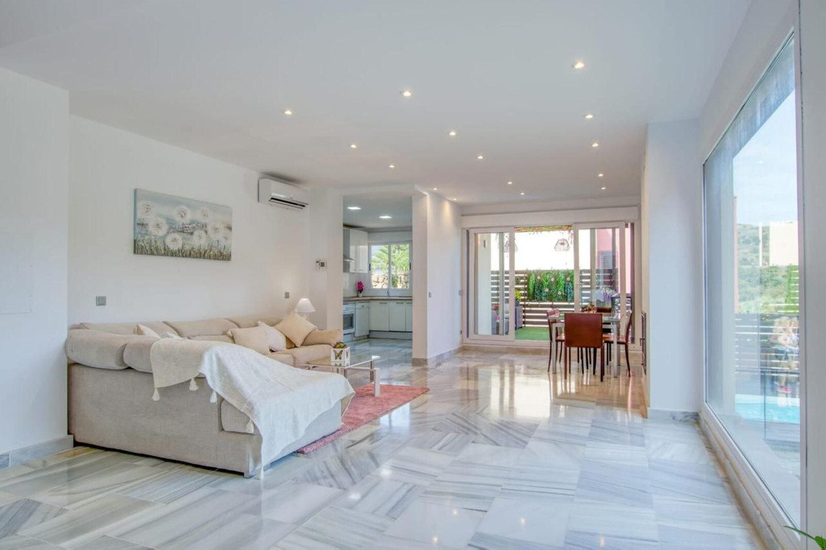 4 Bed, 4 Bath, HouseFor Sale, Benahavis, Malaga