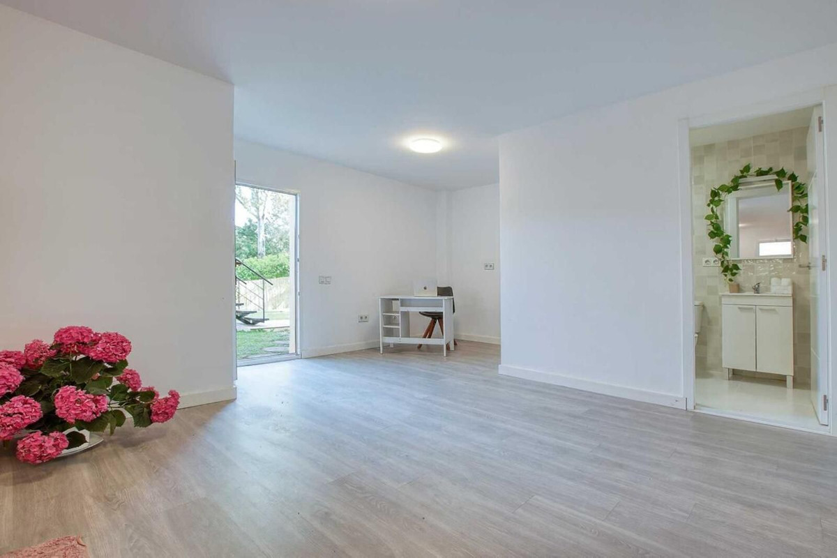 4 Bed, 4 Bath, HouseFor Sale, Benahavis, Malaga