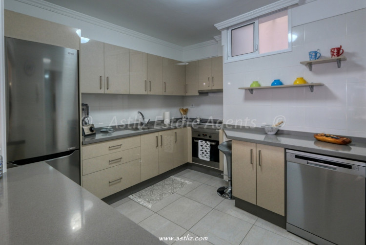 2 Bed, 2 Bath, ApartmentFor Sale, Edificio Avenida, Playa De La Arena 2 Bed, 2 Bath, ApartmentFor Sale, Edificio Avenida, Playa De La Arena