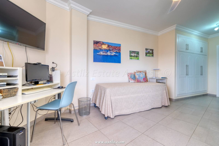 2 Bed, 2 Bath, ApartmentFor Sale, Edificio Avenida, Playa De La Arena 2 Bed, 2 Bath, ApartmentFor Sale, Edificio Avenida, Playa De La Arena