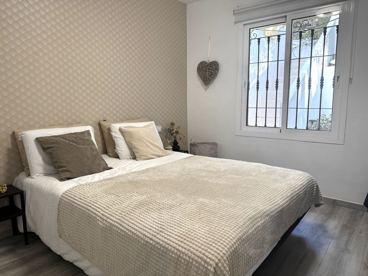 2 Bed, 1 Bath, ApartmentFor Sale, Riviera Del Sol, Malaga