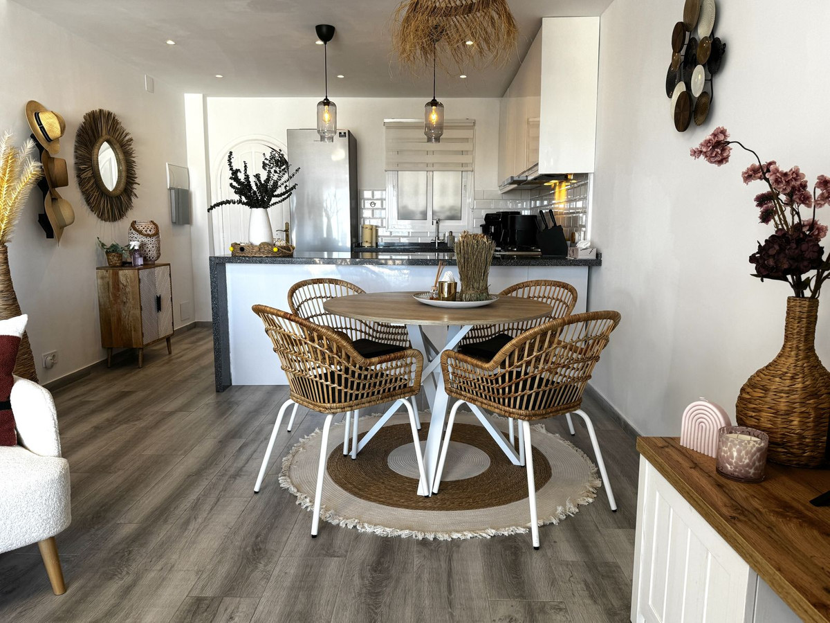 2 Bed, 1 Bath, ApartmentFor Sale, Riviera Del Sol, Malaga