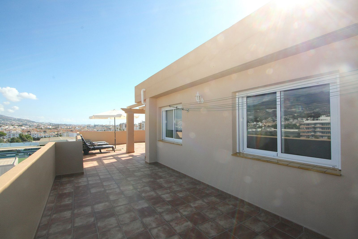 3 Bed, 2 Bath, ApartmentFor Sale, Mijas Costa, Malaga