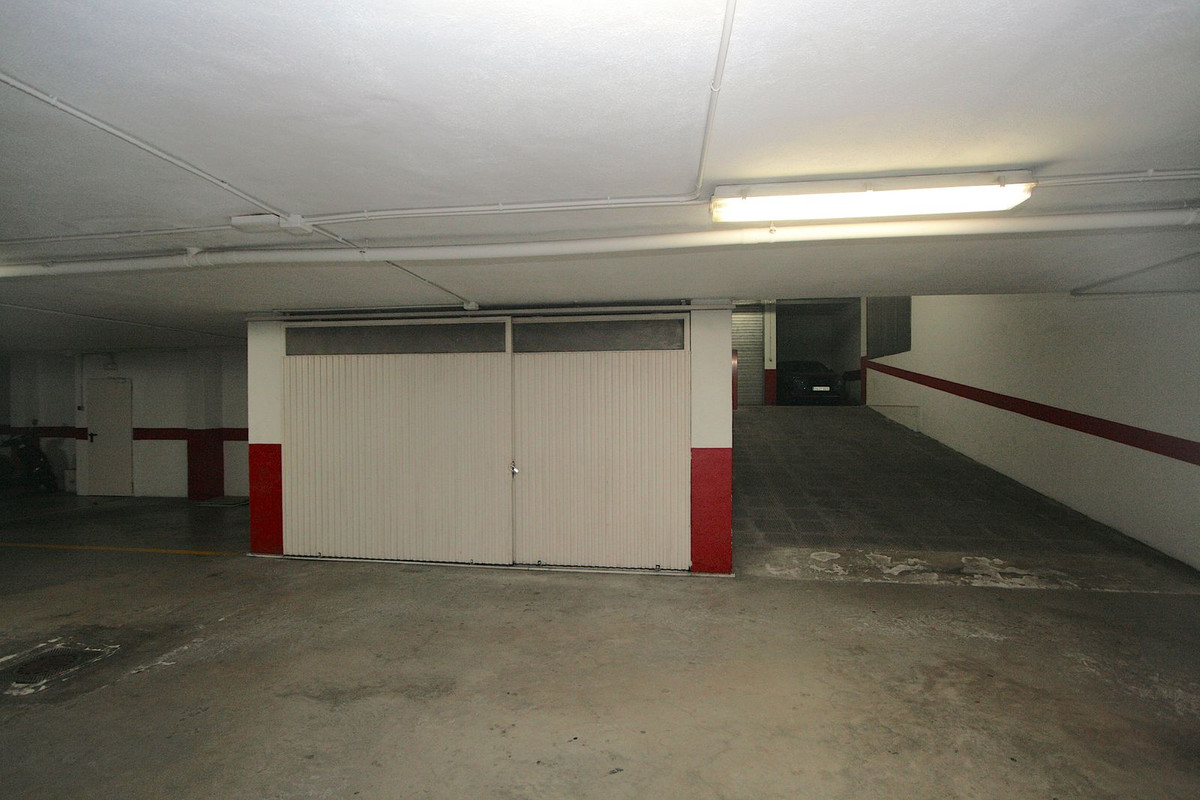 3 Bed, 2 Bath, ApartmentFor Sale, Mijas Costa, Malaga