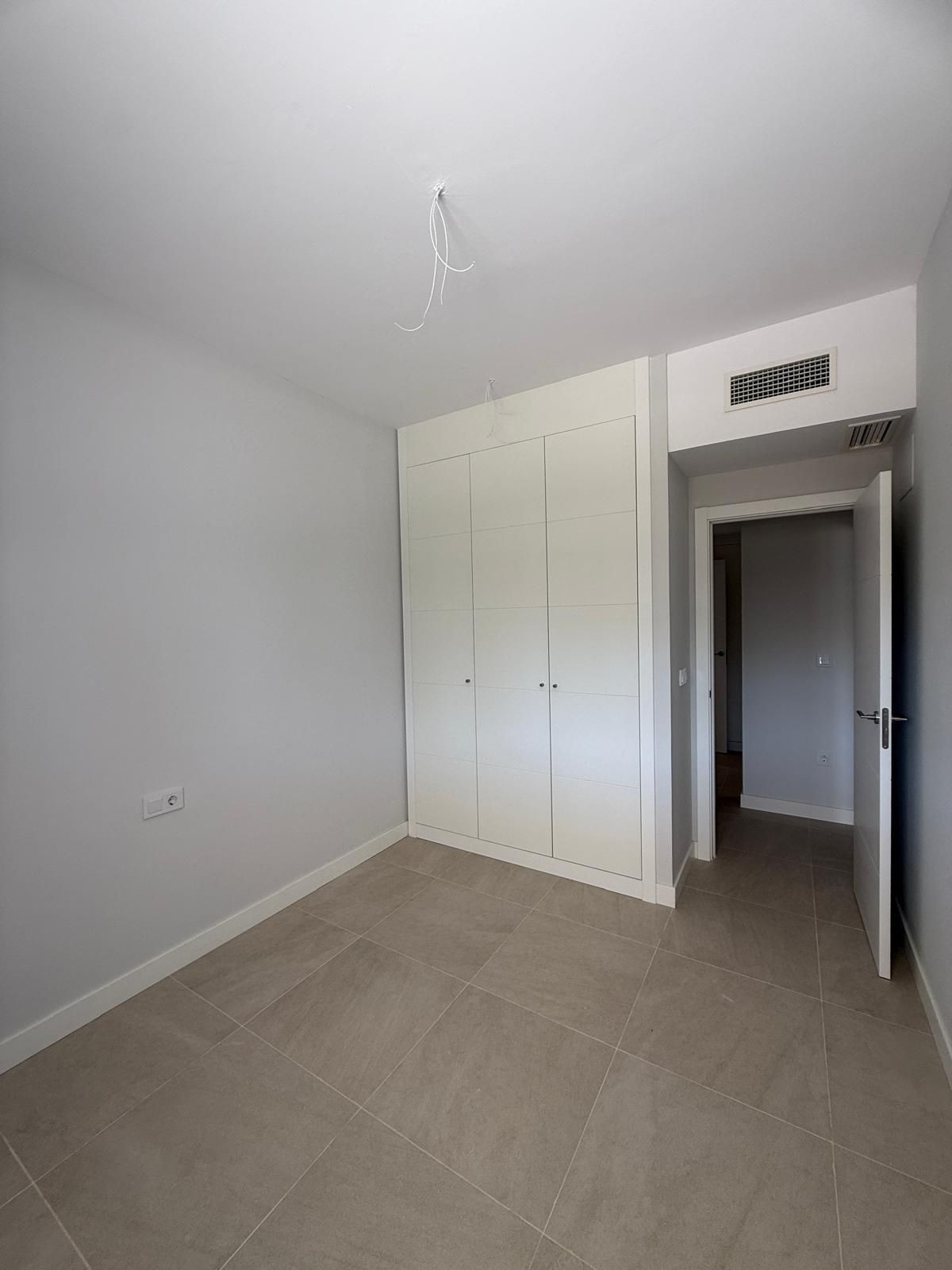 2 Bed, 2 Bath, ApartmentFor Sale, Selwo, Malaga