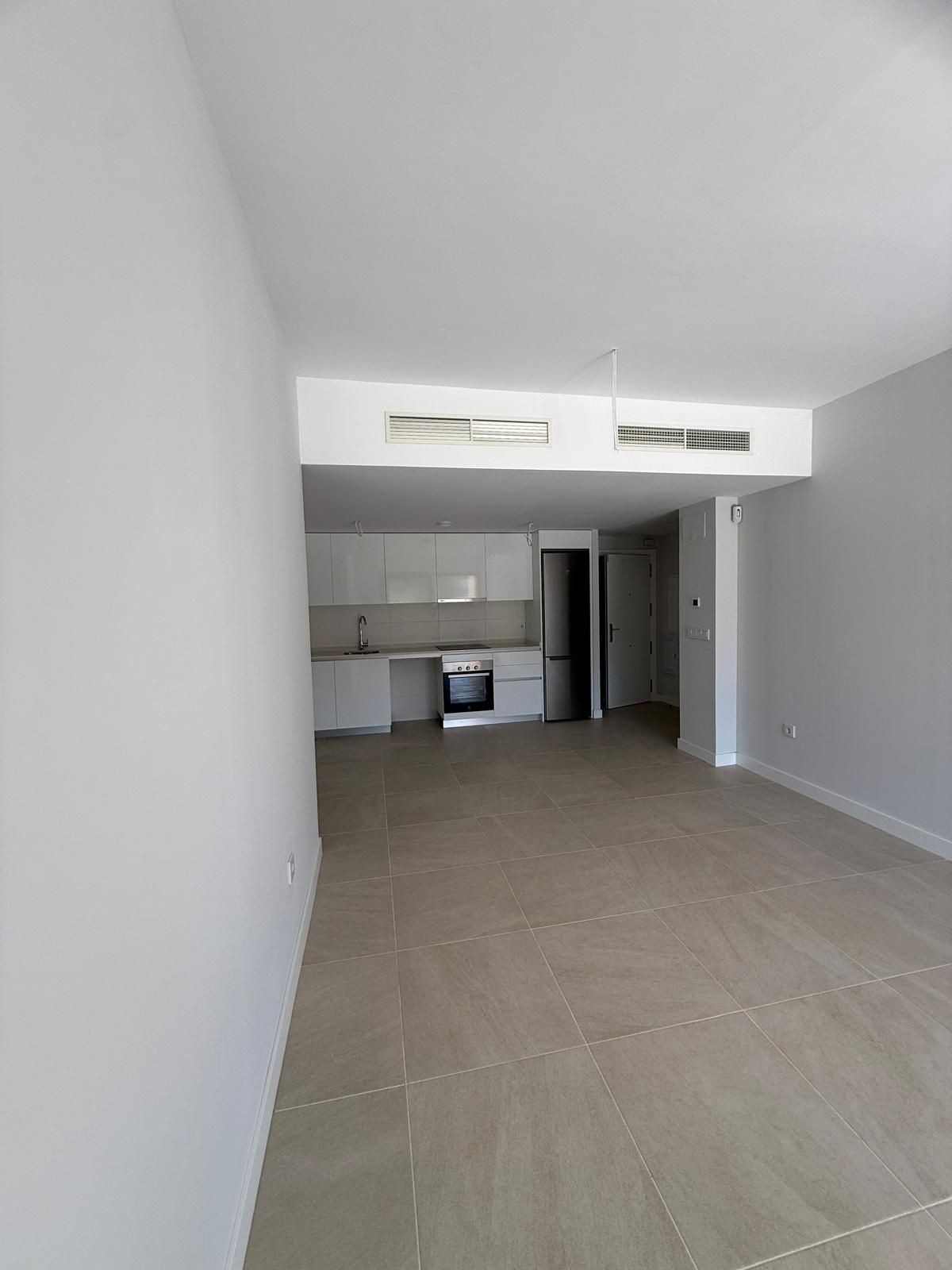 2 Bed, 2 Bath, ApartmentFor Sale, Selwo, Malaga