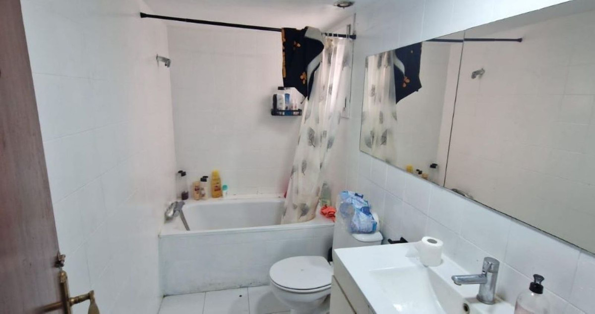 3 Bed, 1 Bath, ApartmentFor Sale, Palma Santa Catalina, Islas Baleares