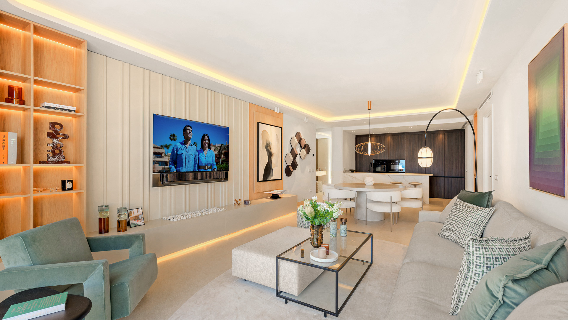 3 Bed, 2 Bath, HouseFor Sale, Estepona, Malaga