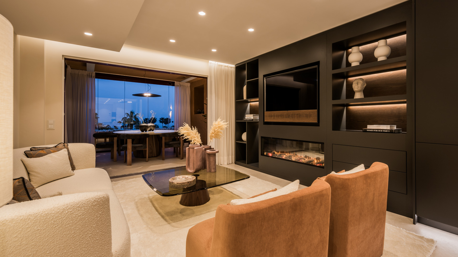 3 Bed, 2 Bath, ApartmentFor Sale, Estepona, Malaga