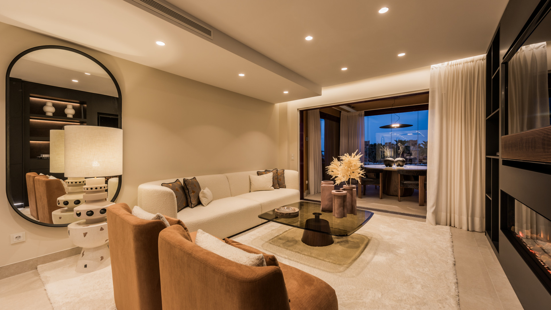 3 Bed, 2 Bath, ApartmentFor Sale, Estepona, Malaga