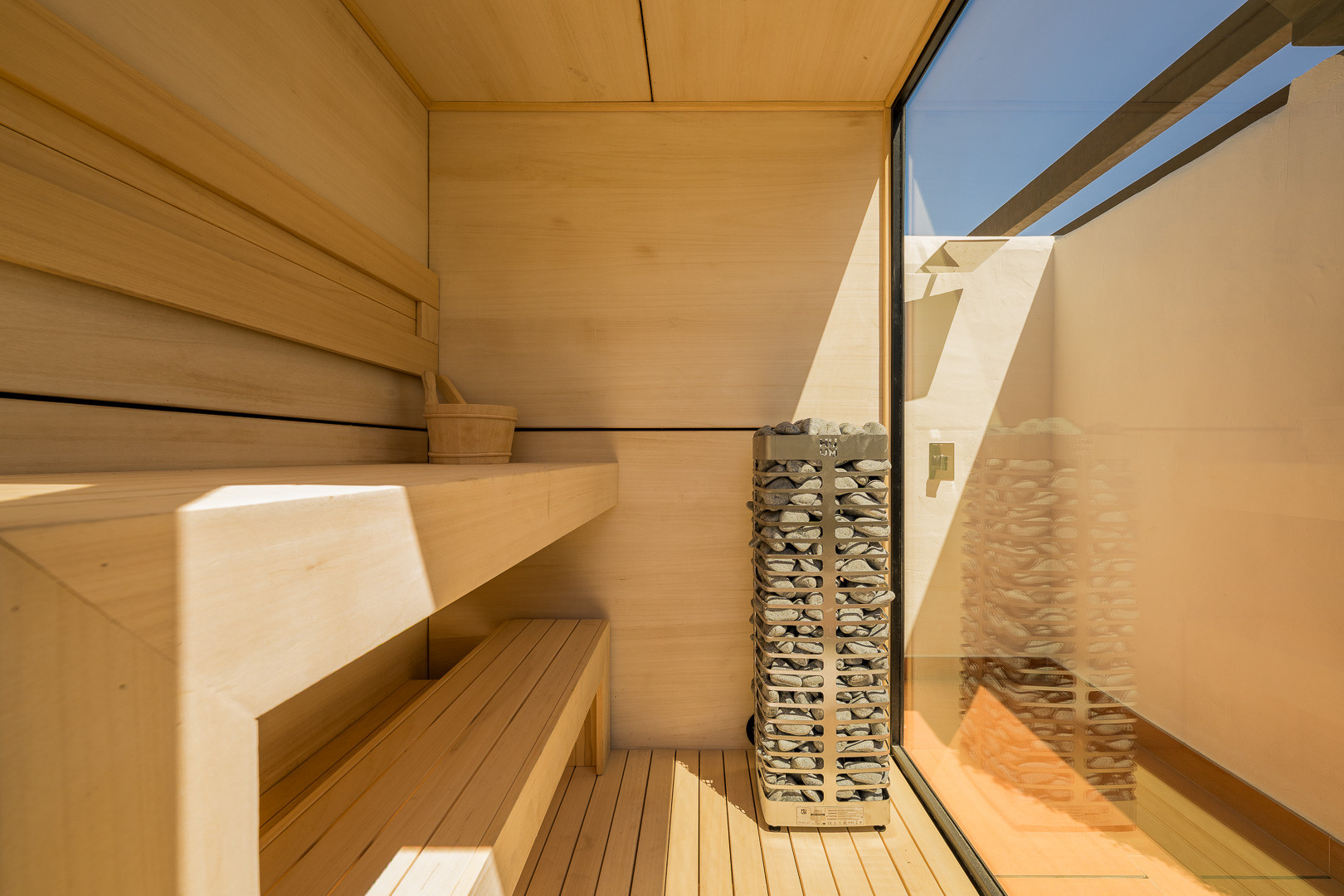 3 Bed, 2 Bath, ApartmentFor Sale, Estepona, Malaga