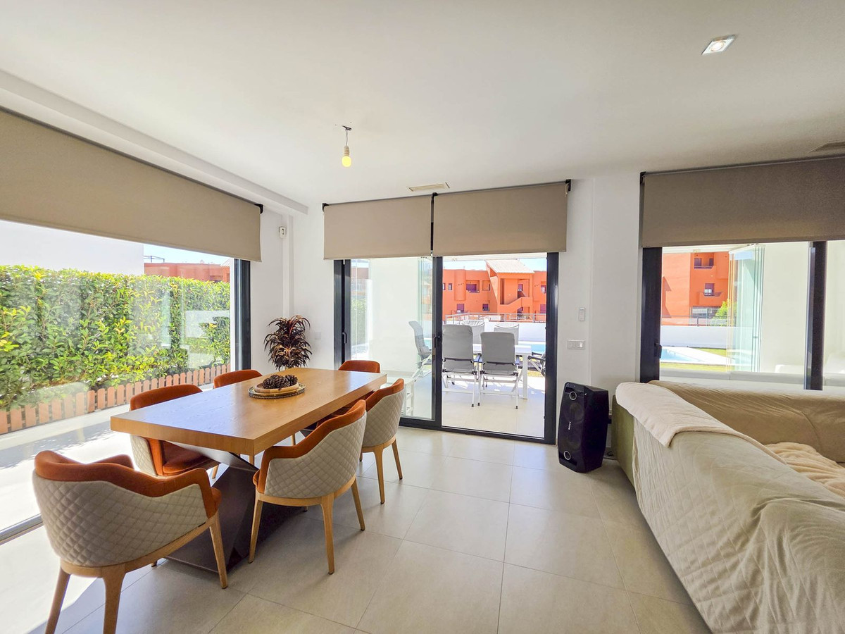 3 Bed, 3 Bath, HouseFor Sale, La Duquesa, Malaga