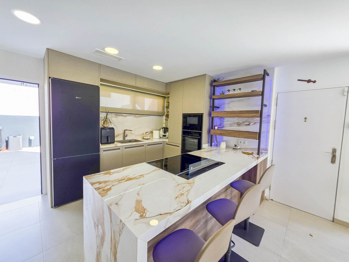 3 Bed, 3 Bath, HouseFor Sale, La Duquesa, Malaga