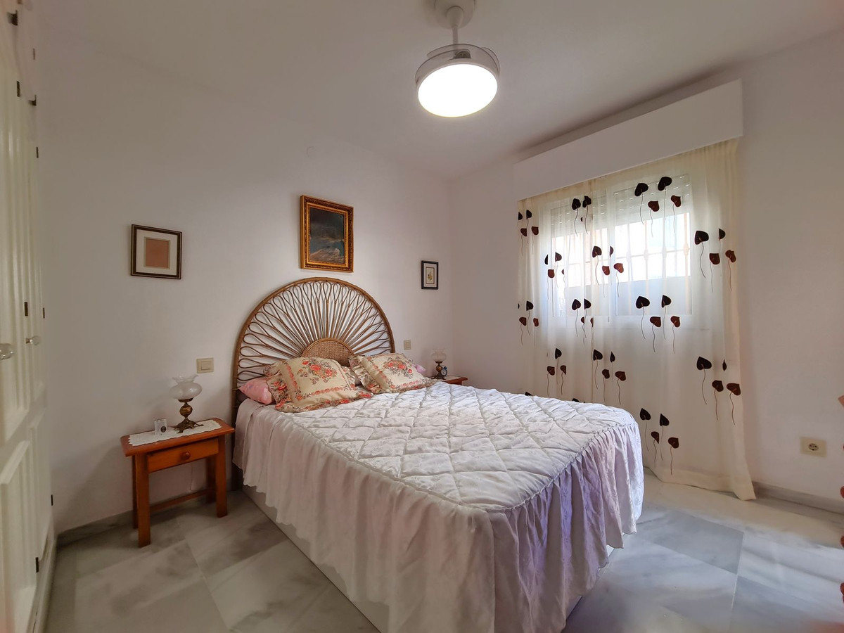3 Bed, 1 Bath, ApartmentFor Sale, San Luis de Sabinillas, Malaga 3 Bed, 1 Bath, ApartmentFor Sale, San Luis de Sabinillas, Malaga