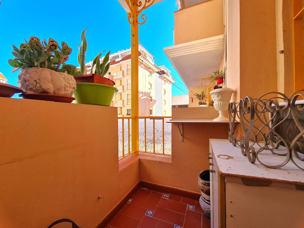 3 Bed, 1 Bath, ApartmentFor Sale, San Luis de Sabinillas, Malaga 3 Bed, 1 Bath, ApartmentFor Sale, San Luis de Sabinillas, Malaga