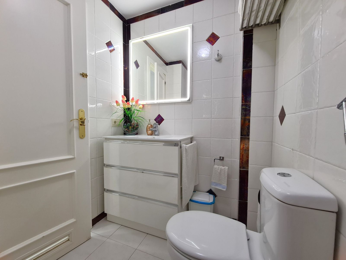 3 Bed, 1 Bath, ApartmentFor Sale, San Luis de Sabinillas, Malaga 3 Bed, 1 Bath, ApartmentFor Sale, San Luis de Sabinillas, Malaga