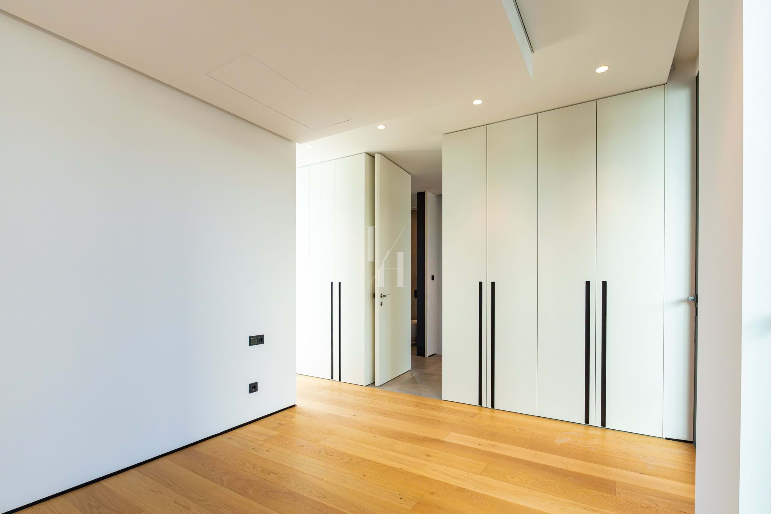 1 Bed, 1 Bath, ApartmentFor Sale, Phuket, BangTao, NorthWest