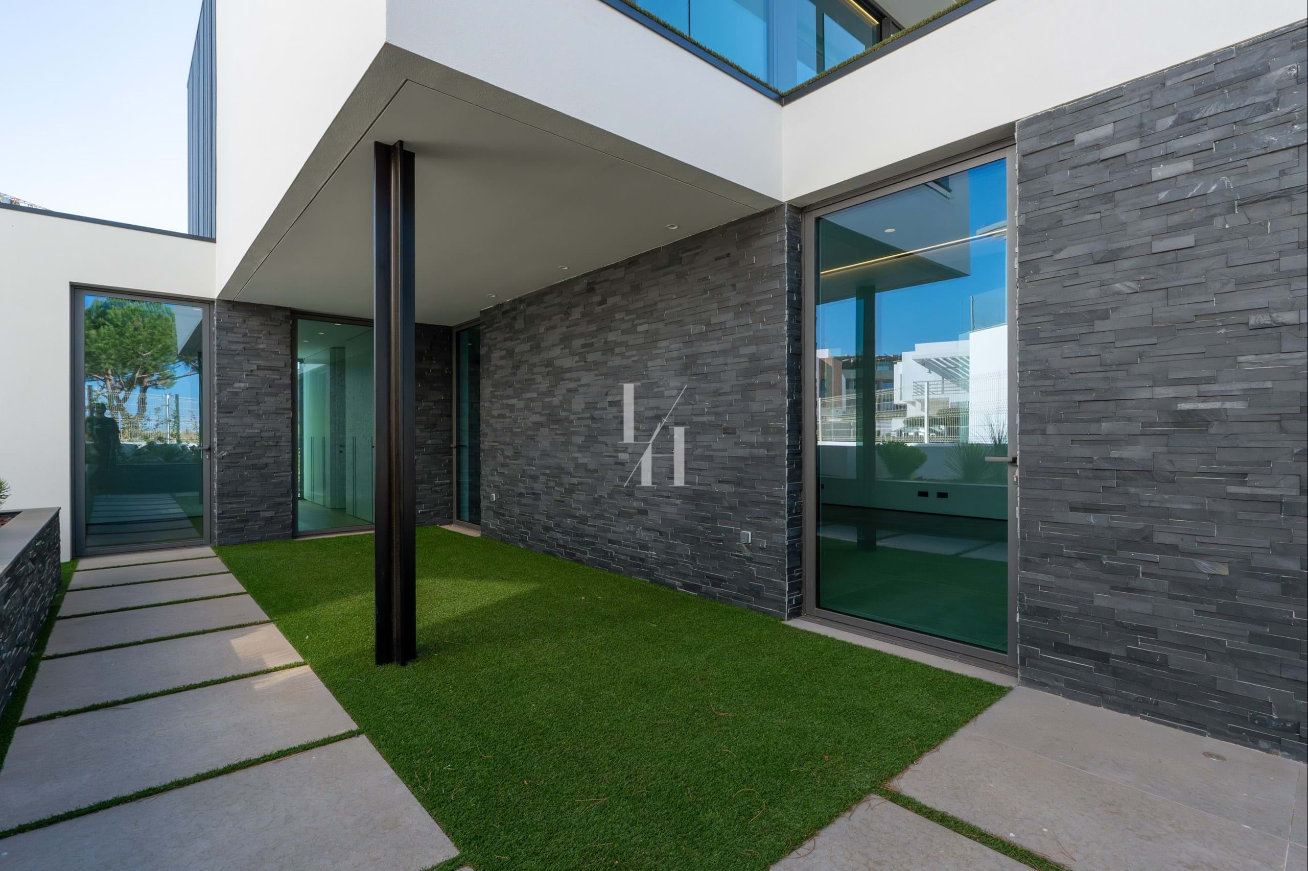 1 Bed, 1 Bath, ApartmentFor Sale, Phuket, BangTao, NorthWest